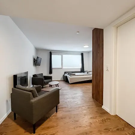 Mountain Retreat Studio: Idyllische In Διαμέρισμα Saas Fee