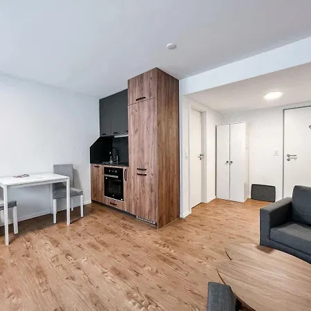 Mountain Retreat Studio: Idyllische In Διαμέρισμα *